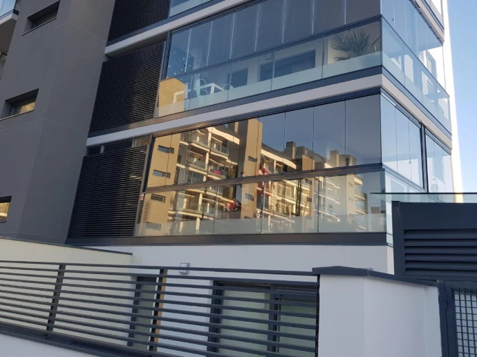 Sistem glisant Valedo BKS montat pe balcon