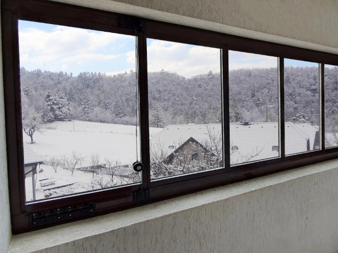 geam termoizolant balcon